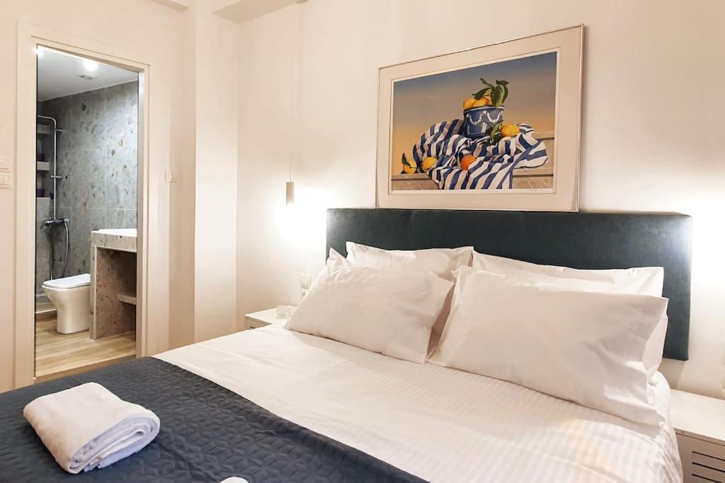 Acropolis Thisio Apartment 2 Bedrooms 2 Bathrooms أثينا المظهر الخارجي الصورة