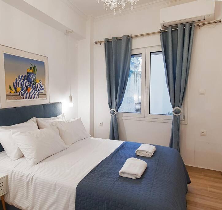Acropolis Thisio Apartment 2 Bedrooms 2 Bathrooms أثينا المظهر الخارجي الصورة