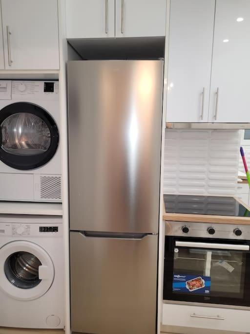 Acropolis Thisio Apartment 2 Bedrooms 2 Bathrooms أثينا المظهر الخارجي الصورة